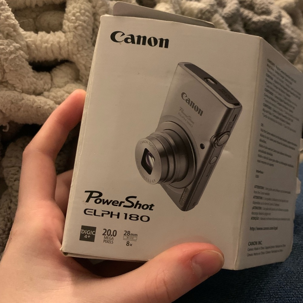 Canon Powershot Camera ELPH 180